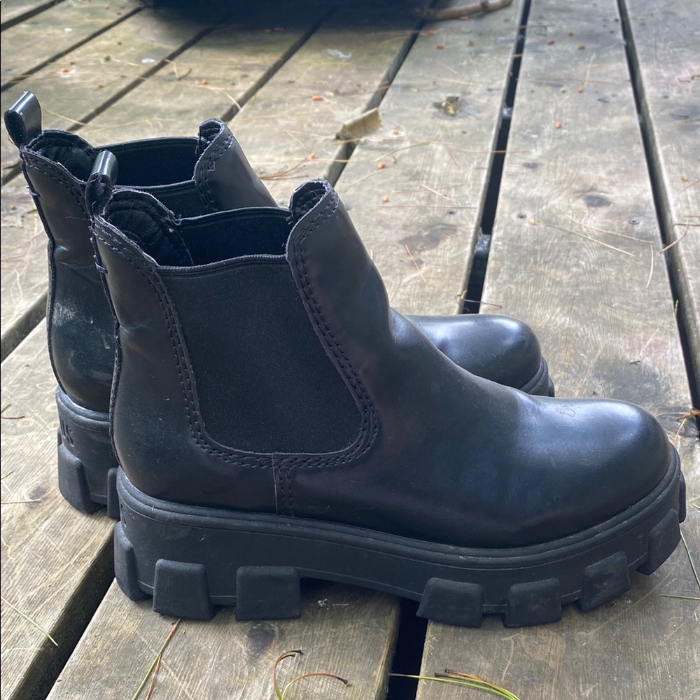 Circus by Sam Edelman Black Platform Boots